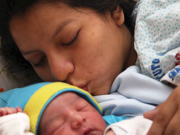 DÍA DE LA MADRE: «MUJER AHÍ TIENES A TU HIJO»