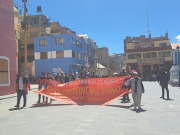 MAESTROS DE FENATEP EN PUNO AMENANZAN CON PAROS Y BLOQUEOS