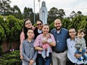 SE LIGÓ LAS TROMPAS, TUVO UN ENCUENTRO CON DIOS, EL DESEO DE TENER OTRO HIJO: DIOS LES HIZO EL MILAGRO Y RESTAURÓ SU MATRIMONIO