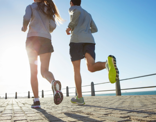 UNA ACTIVIDAD FÍSICA SUFICIENTE PUEDE ATENUAR EL RIESGO DE MORTALIDAD RELACIONADO POR UN SUEÑO NO SALUDABLE