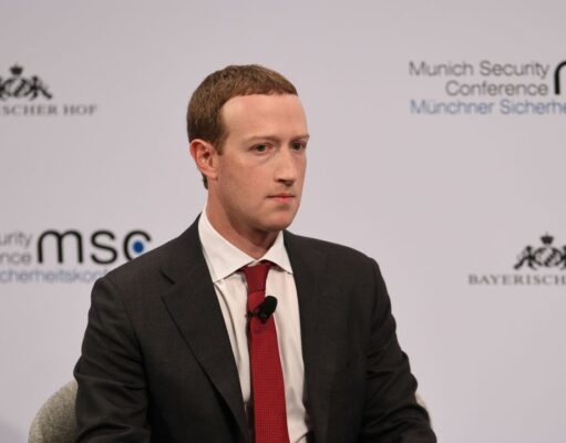 DUEÑO DE FACEBOOK ATRAPADO Y SIN SALIDA: SE DEJÓ COACCIONAR POR BIDEN PARA ATACAR LA LIBERTAD DE EXPRESIÓN EN SU PLATAFORMA