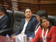 VLADIMIR CERRÓN SE JUNTA CON LOS CAVIARES PARA APOYAR LA MARCHA