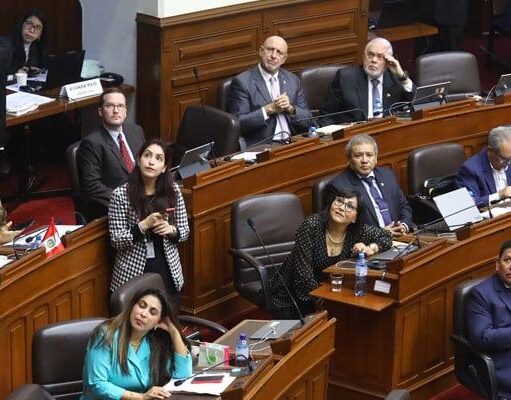 SI NO HAY DESPRENDIMIENTO DEL BLOQUE DEMOCRÁTICO SE ESTARÍA JUGANDO PARA EL ENEMIGO POLÍTICO: COMUNISTA O CAVIAR