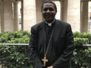 EN CAMERÚN, DEVASTADA POR LA GUERRA, HAN ASESINADO DIEZ CIVILES EN UNA TRANSITADA INTERSECCIÓN DE LA CAPITAL REGIONAL