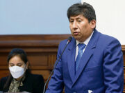 WALDEMAR CERRÓN ESTÁ CON LOS CHICOTES QUEMADOS