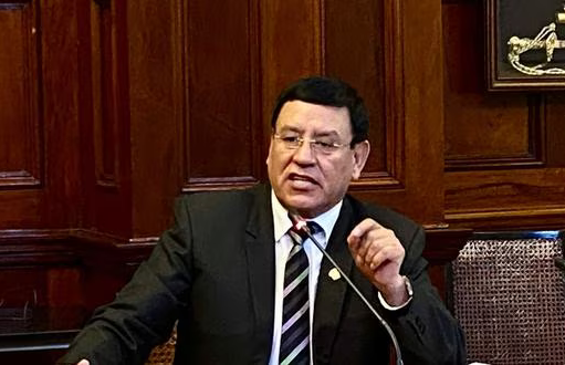 APP EN SUS TRECE: NO APOYARÁN MOCIÓN DE CENSURA CONTRA EL PRESIDENTE DEL CONGRESO