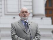 ¿PARA QUÉ SE METE DE CONGRESISTA SI SE VA A QUEJAR DEL SUELDO?