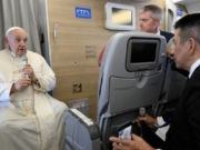 RUEDA DE PRENSA DEL PAPA FRANCISCO TRAS SU VIAJE A MONGOLIA