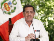 CAMBIARÍAN AL MINISTRO DE DEFENSA ANTE LLAMADA AL CONGRESO POR REPETIDOS ERRORES. EL EJECUTIVO NO VA A ESPERAR QUE LO CENSUREN