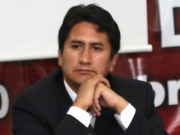 VLADIMIR CERRÓN SE VICTIMIZA Y UTILIZA A SUS CAMARADAS EXTRANJEROS PARA ALEGAR «PERSECUCIÓN POLÍTICA» EN SU CONTRA