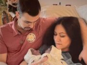 IMPACTANTE TESTIMONIO DE MADRE QUE DECIDIÓ NO ABORTAR A SUS GEMELAS SIAMESAS