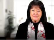 ¡CONVIERTAN LAS ESPADAS EN ARADOS! MENSAJE DE NAVIDAD DE HELGA ZEPP-AROUCHE