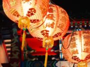 LOS NIÑOS EN LA CHINA COMUNISTA ESTÁN PROHIBIDOS DE CELEBRAR LA NAVIDAD