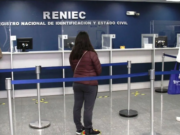 IMPONEN 18 MESES DE PRISIÓN PREVENTIVA CONTRA FUNCIONARIOS DE RENIEC QUE HACIAN PASAR POR «MUERTOS» A PRESUNTOS CRIMINALES