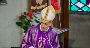 EL LOBBY DEL «ARCO IRIS» Y LA AGENDA 2030 TAMBIÉN METIÓ SUS NARICES EN LA IGLESIA CATÓLICA