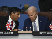 MÁS GUERRAS EN EL MUNDO: EE. UU Y EL REINO UNIDO ATACAN MASIVAMENTE A LOS HUTÍES EN YEMEN