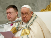 PAPA FRANCISCO CONTRA LA MATERNIDAD SUBROGADA: NI LA MADRE NI EL NIÑO PUEDEN CONVERTIRSE EN PRODUCTOS COMERCIALES