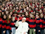 PAPA FRANCISCO A UNIVERSIDADES CATÓLICAS: «SU TAREA NO ES SOLO DESARROLLAR LA MENTE, SINO ‘EXPANDIR’ EL CORAZÓN»