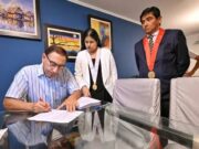 MUCHOS EN REDES CREEN QUE TARDÍO ALLANAMIENTO A LA CASA DEL LAGARTO MARTÍN VIZCARRA ES PURO SHOW, UNA CORTINA DE HUMO MÁS