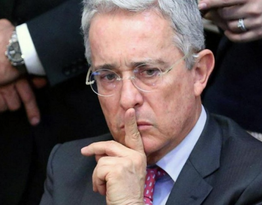 ÁLVARO URIBE, PRIMER EXPRESIDENTE EN SER LLEVADO A JUICIO EN COLOMBIA