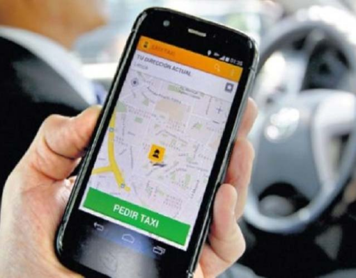 CONGRESO APRUEBA LEY QUE ORDENA QUE LAS EMPRESAS DE TAXI POR APLICATIVO SEAN RESPONSABLES DE LOS DELITOS QUE COMETAN SUS CONDUCTORES