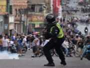 EL BAÑO DE SANGRE ADVERTIDO POR MADURO DEJA 13 MUERTOS Y CENTENARES DE HERIDOS