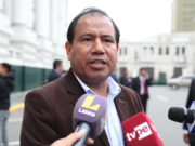 ERA LA ENCARGADA DE LOS RECORTES DE SUELDO QUE EXIGÍA CONGRESISTA EDGAR TELLO