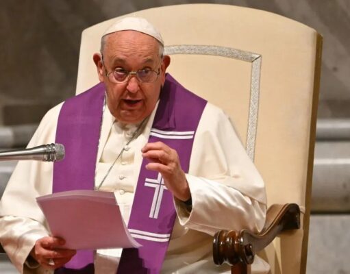 PAPA FRANCISCO PIDE PERDÓN POR LOS DIVERSOS PECADOS DE LA IGLESIA