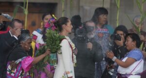 ¿POR QUÉ LOS COMUNISTAS Y PRESIDENTES ATEOS EN LAS TOMAS DE PODER INVOCAN A LAS DEIDADES OSCURAS?