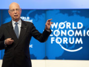 EL FORO DE DAVOS Y SUS SINIESTROS PLANES ASOLAPADOS CONTRA LA HUMANIDAD TENIENDO A LA INTELIGENCIA ARTIFICIAL COMO BASTÓN DE MANDO