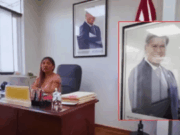 IMAGEN DEL CÉSAR DE APP CUELGAN ALGUNOS TRABAJADORES EN EL CONGRESO