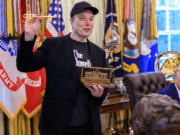 MUSK NO VA MÁS EN LA ADMINISTRACIÓN TRUMP