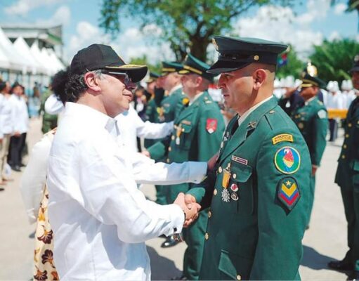 LA AMENAZA DE PETRO COMO TERRORISTA SANGUINARIO: «NOS VAMOS A UNA GUERRA O LLEGAMOS A UN ACUERDO TRIPARTITO»