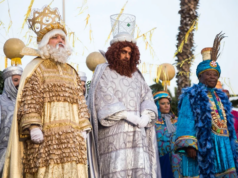 LOS 3 REYES MAGOS REPRESENTAN LA SABIDURÍA HUMANA, ADORADORES DE DIOS, JESÚS REY DE REYES