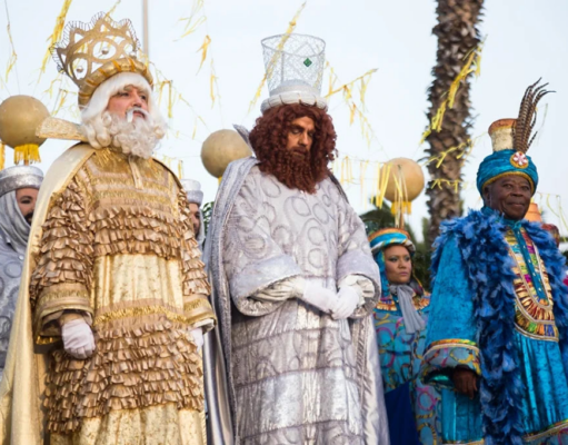 LOS 3 REYES MAGOS REPRESENTAN LA SABIDURÍA HUMANA, ADORADORES DE DIOS, JESÚS REY DE REYES