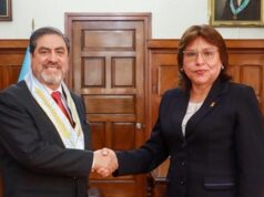 DELIA ESPINOZA DA LA MANO A CANELO: NO FIRMÓ DOCUMENTO CONTRA ACTUAL DECANO CAUSANTE DE LA CRISIS EN EL CAL