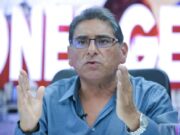 LOS CAVIARES HASTA A CARLOS ÁLVAREZ LE MANDAN DARDOS