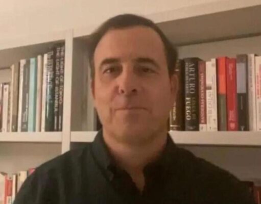 ALDO MARIÁTEGUI ENTRE VUELOS DEJÓ MARCADO QUE DATUM YA MARCÓ LA LÍNEA Y ES CASI IMPOSIBLE QUE SE MUEVA LA AGUJA