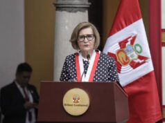 RENUNCIÓ PORQUE TRIBUNOS MAYORITARIOS DECIDIERON MANTENER A UN FUNCIONARIO CUESTIONADO POR SU DESEMPEÑO NADA RECTO
