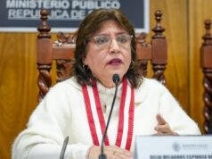 VICTORIA PARCIAL DE DELIA ESPINOZA: PJ REVOCA UNA INHABILITACIÓN, PERO NO PODRÁ SER REPUESTA