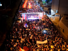 LA MARCHA POR LA DEMOCRACIA CONGREGÓ A MILES DE PERUANOS QUE BUSCAN SE RESPETE EL DERECHO AL VOTO Y NO AL FRAUDE