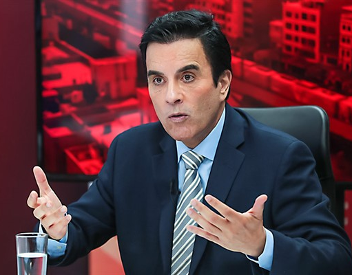 CARLOS ESPÁ: LA CONVENIENCIA POLÍTICA DEL SEÑOR NIETO ES LA DE UN LÍDER MEDIOCRE