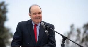 LA MEJOR DECISIÓN DE «PORKY» ES SERVIR AL PERÚ